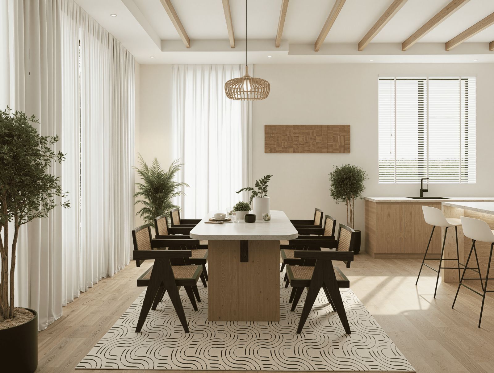 Moderne eetruimte met een grote eettafel en stoelen, omringd door planten en lichte gordijnen.